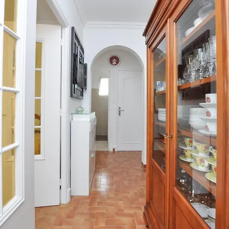 Awesome In With Wifi And 2 Bedrooms بيت للعطل